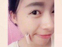 又现酒窝夹笔盖新技能 城里人是不让人活了！